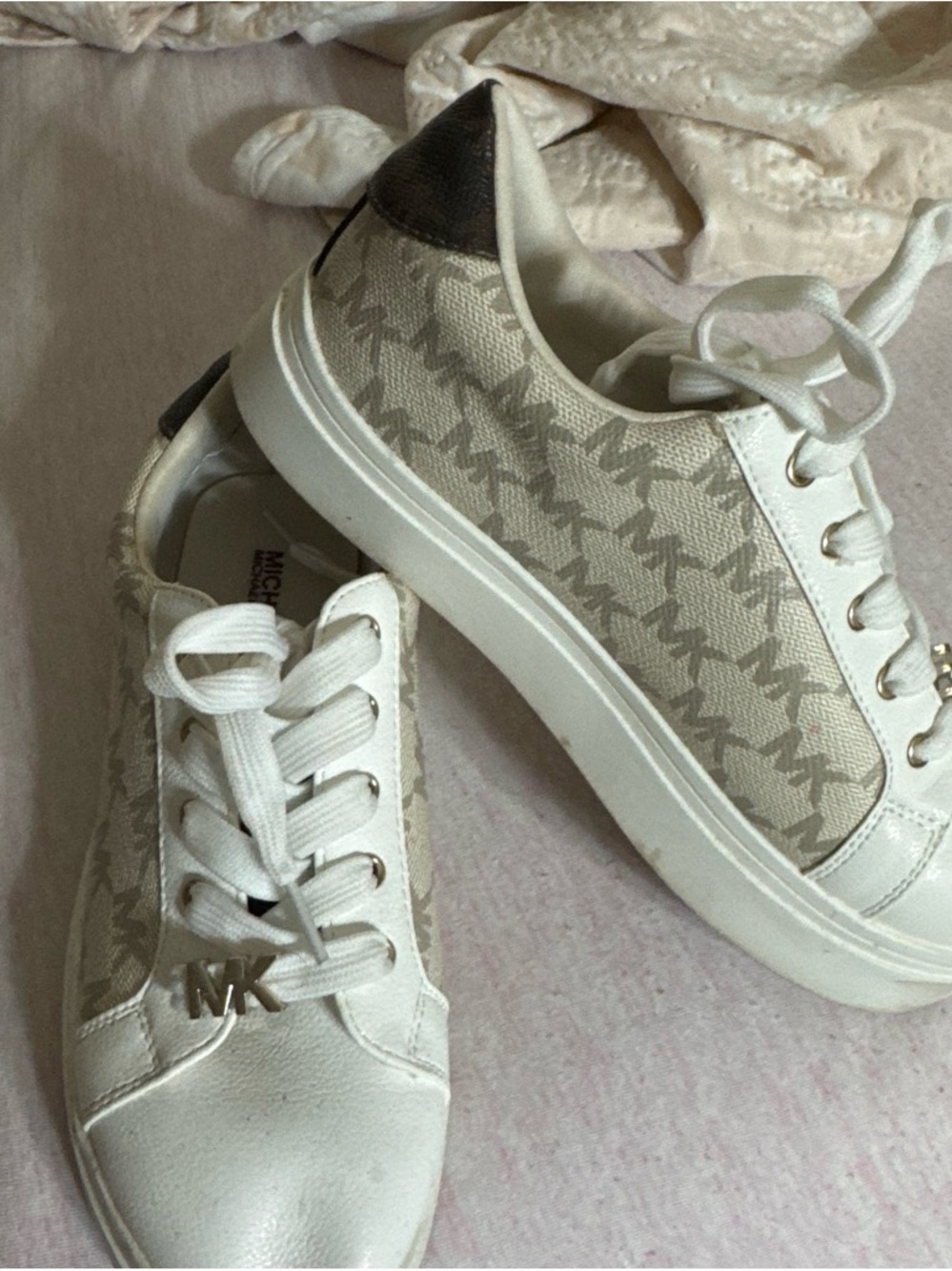 Michael Kors Beige & White MK Logo Low-Top Sneakers